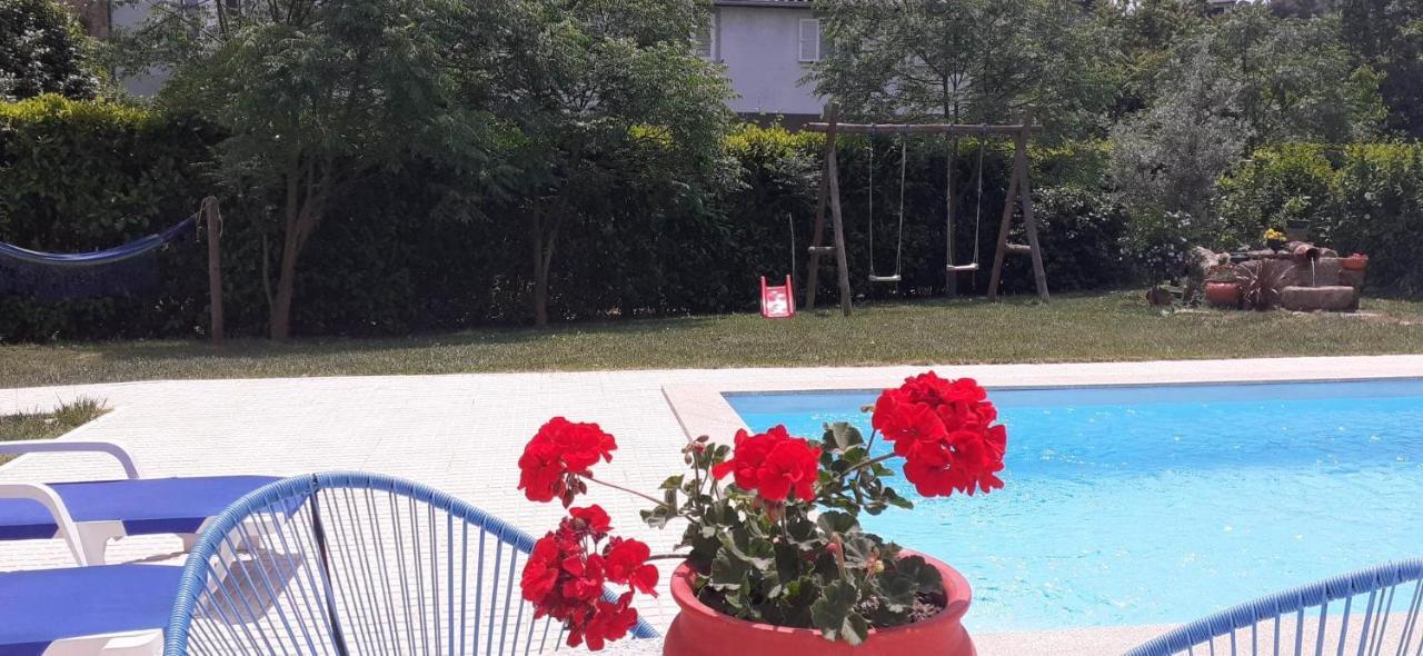 Villa Garden & Pool - Alojamentos سيلوريكو دي باستو المظهر الخارجي الصورة