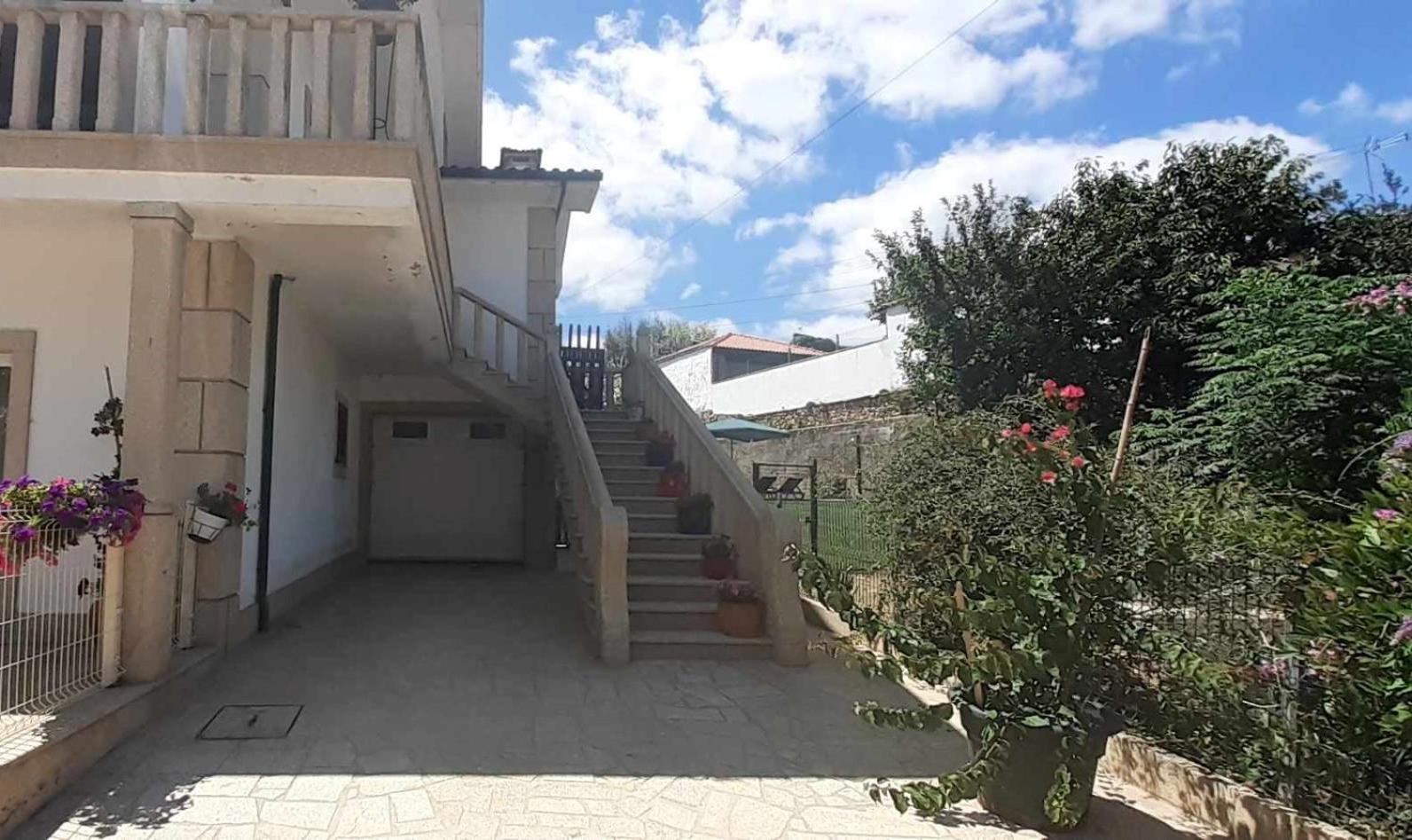 Villa Garden & Pool - Alojamentos سيلوريكو دي باستو المظهر الخارجي الصورة