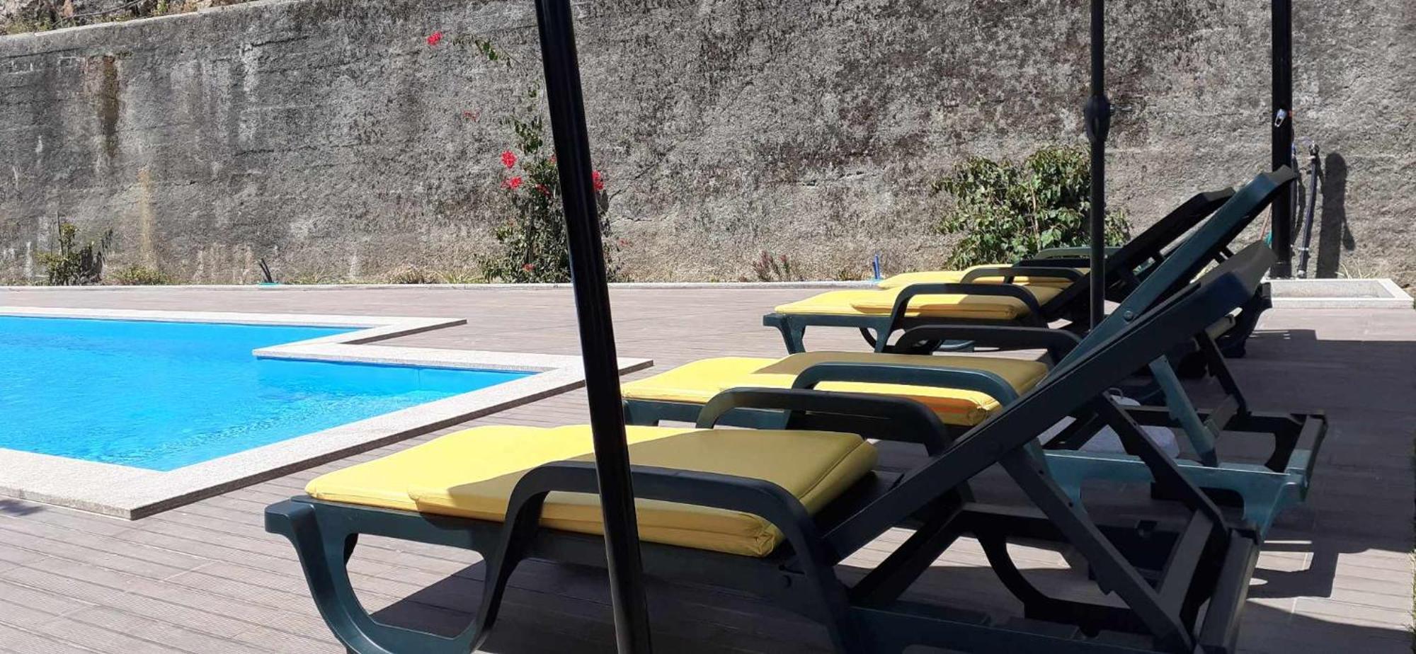 Villa Garden & Pool - Alojamentos سيلوريكو دي باستو المظهر الخارجي الصورة